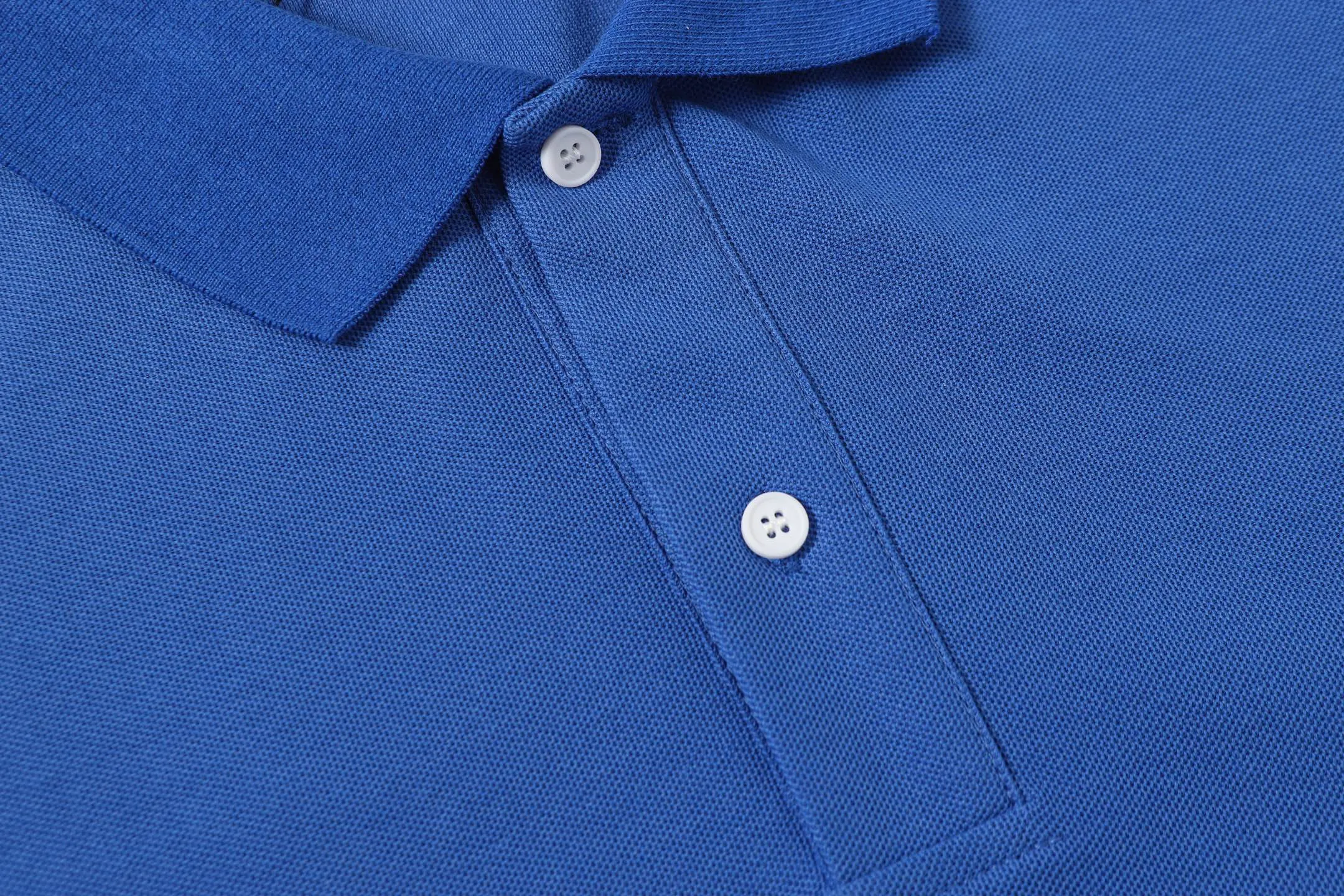 P146 Style No.: A013 [Ralph Lauren Classic Logo Embroidered Polo Shirt] ✅250g fine cotton pique fabric, custom-woven and dyed threads ✅Original stickers Scan the QR code to enter the official website ✅Large version, loose and stylish, can wear up to 210 pounds Color: Black White Navy Blue Sky Blue Dark Gray Floral Gray Size: S-XL
